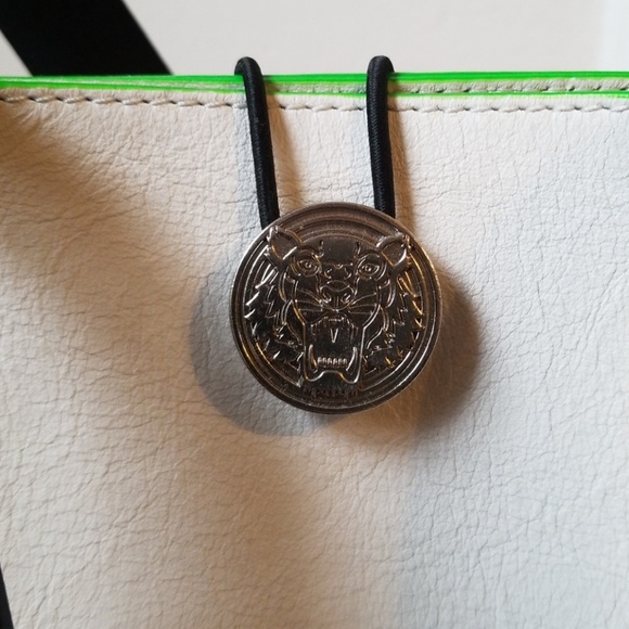 WHITE LEATHER KENZO TOTE PURSE - Picture 3 of 6